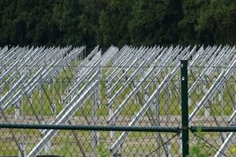 Bouw zonnepark Omweg Heerenveen Energy park vordert