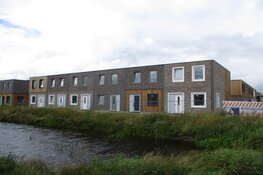 Afbouwfase 38 woningen wijk Skoatterwald Heerenveen vordert
