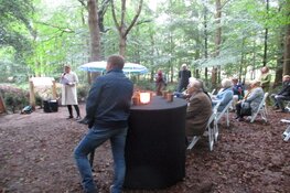 Herdenkingsbrug grafkelder Familie Bienema in Oranjewoud in gebruik genomen