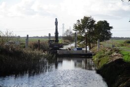 Fiets en voetgangersbrug de Ketting is gestremd!