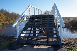 Fiets en voetgangersbrug Veenscheiding weer in gebruik!