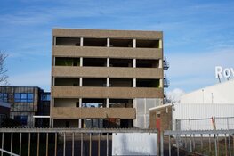 Sloop werkzaamheden oude kantoor gebouw Royal Smilde in Heerenveen bezig!