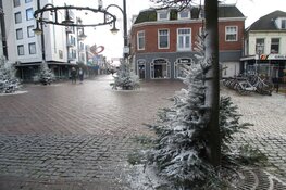 Kerstbomen in het centrum van Heerenveen fraai versierd