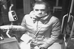 Boze passagier spuugt buschauffeur in het gezicht