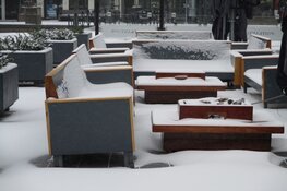 Heerenveen bedekt onder sneeuwdeken