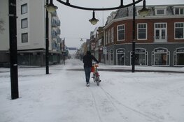 Heerenveen bedekt onder sneeuwdeken