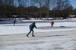 Schaatsplezier en vermaak in Heerenveen in beeld