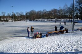 Schaatsplezier en vermaak in Heerenveen in beeld