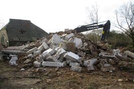 Sloopwerkzaamheden Moskouplaats in Katlijk in beeld