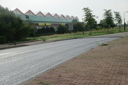 Asfaltteringswerkzaamheden minirotonde het Meer, Domina Nieuwehuisweg en Mercurius vordert!