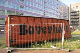 Sloop oude gebouw service flat Oranjewoud in Heerenveen in beeld