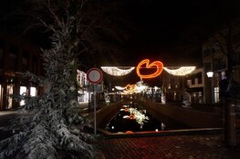 Fotoalbum: Heerenveen sfeervol verlicht op kerstavond