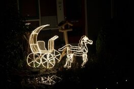 Fotoalbum: Heerenveen sfeervol verlicht op kerstavond