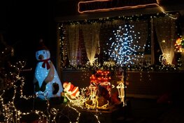 Fotoalbum: Heerenveen sfeervol verlicht op kerstavond