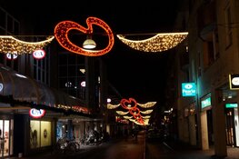 Fotoalbum: Heerenveen sfeervol verlicht op kerstavond