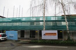 Bouw van studio woningen en twee woningen aan de Nieuwstraat in Heerenveen vordert