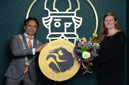 Christel Koning ontvangt de Gouden Speld van 2022