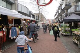 Nog geen extreme drukte in centrum Heerenveen na heropenen winkels