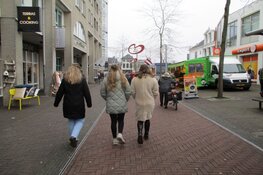 Nog geen extreme drukte in centrum Heerenveen na heropenen winkels