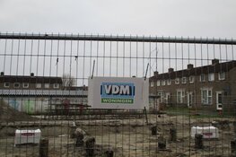 Bouw van vier woningen aan de Van Cuyckstraat in Heerenveen vordert