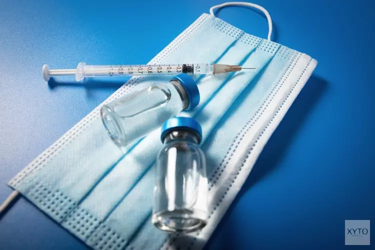 Tijdelijke pop-up corona vaccinatielocatie GGD Fryslân in Heerenveen