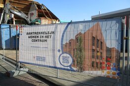 Sloop voormalig horecapand aan de Nieuwstraat in Heerenveen vordert