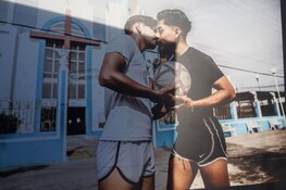 Reizende Pride tentoonstelling in Heerenveen in beeld