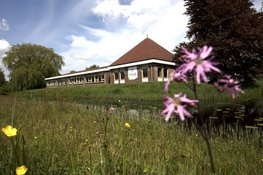 Een school en kerk ineen
