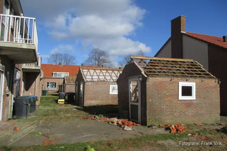 Sloopwerkzaamheden woningen Azaleastraat en Geraniumstraat begonnen