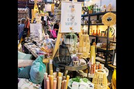 Shoppen bij honderden winkels onder één dak op Vrouw!