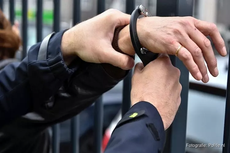 Zes aanhoudingen voor mishandeling in centrum van Heerenveen