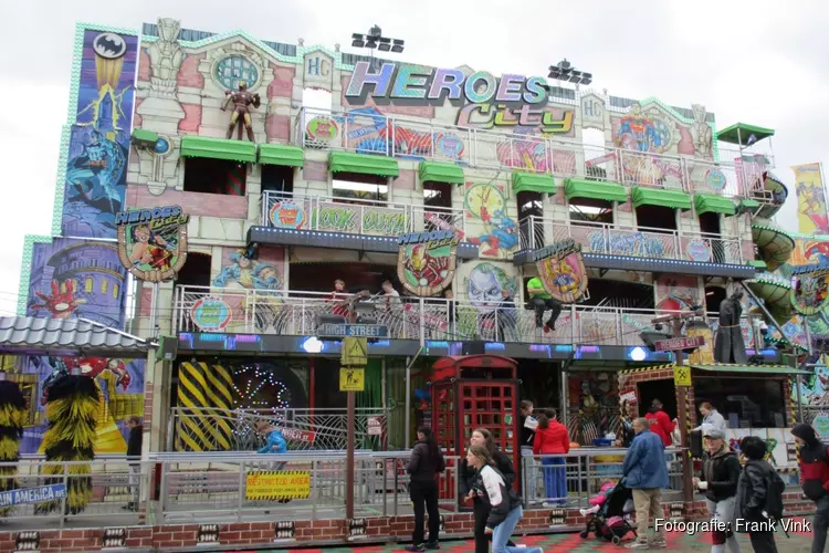 Kermis in Heerenveen van start gegaan