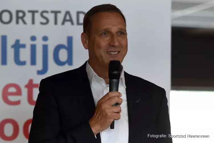 Directeur Rinse Bleeker wordt nieuwe algemene directeur FC Emmen