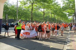 Avond vierdaagse wandel tocht Heerenveen trekt veel deelnemers!