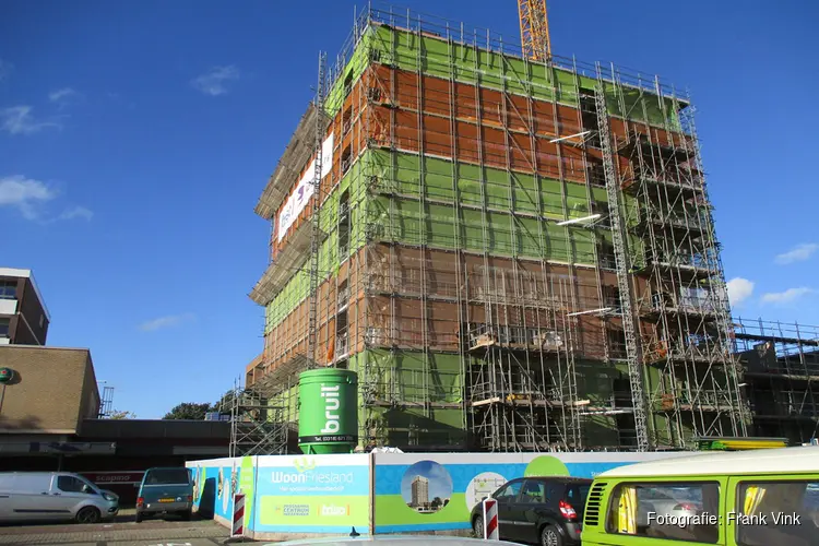 Bouw woontoren in Heerenveen vordert gestaag