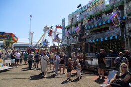 Gezellige drukte tijdens Pinksterkermis