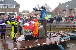 Sinterklaas intocht Heerenveen druk bezocht