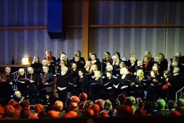 Kerstnachtviering Sportstad Heerenveen druk bezocht