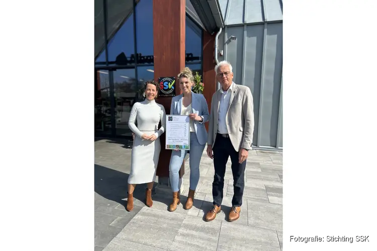 Albert Heijn Brouwer in Nieuwehorne ontvangt het Super Supermarkt Keurmerk