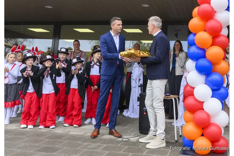 Feestelijke opening kindcentrum Ekke de Haan