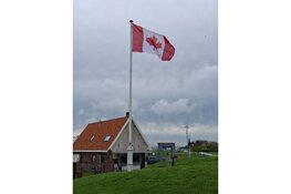 Canadees monument onthult in Kazemattenmuseum