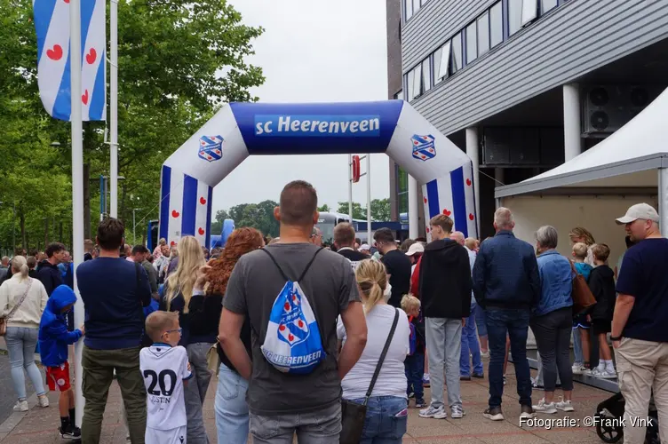 Gezellige drukte op Open Dag van Sportclub Heerenveen