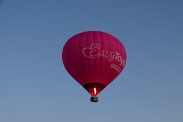 Veel publiek bij eerste dag van Friese ballonfeesten