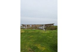 Vleugel en motor Lancaster ED 603 geplaatst in Kazemattenmuseum