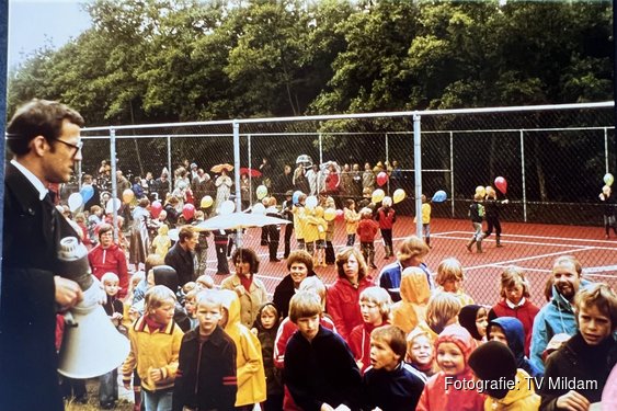 Al 50 jaar tennis in Mildam