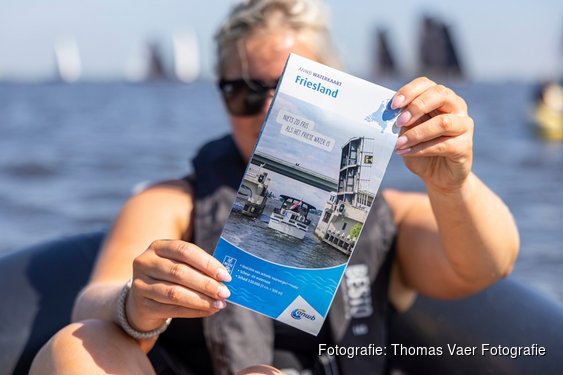 De ANWB Waterkaart Friesland terug van weggeweest