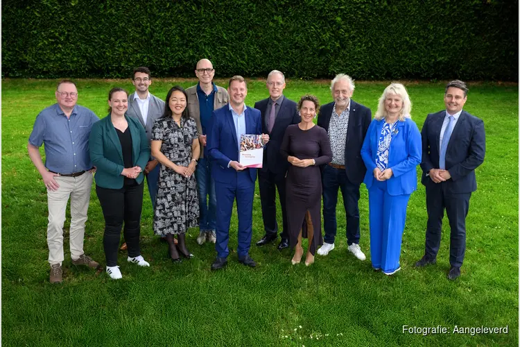 Onderhandelende partijen presenteren akkoord 'Mienskip in beweging'