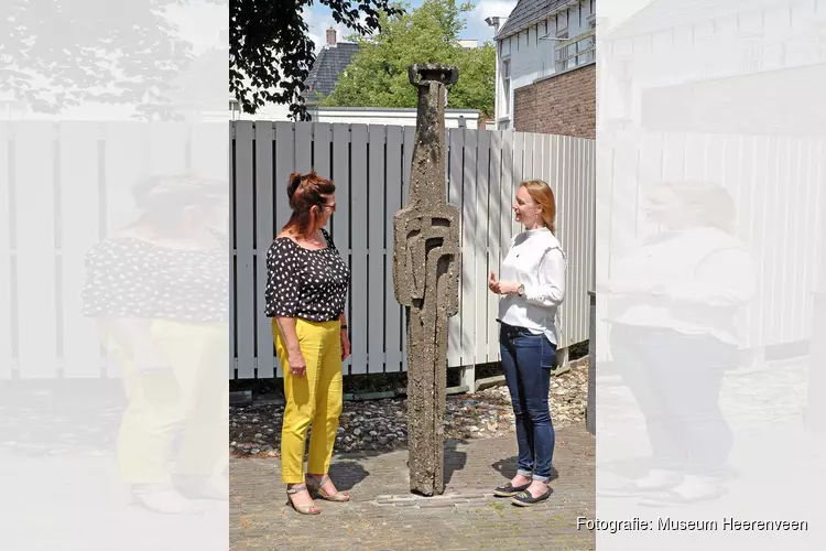 een indiaan voor de beeldentuin