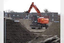 Grond werkzaamheden voor de bouw van 16 woningen binnenterrein Breedpad bezig!