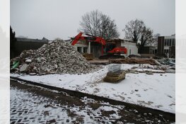 Sloop kantoorgebouw Thorbeckestraat volop bezig